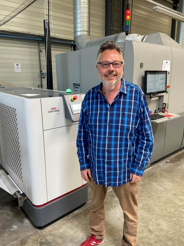 Contiweb installeert eerste bevochtiger voor inkjetrotatiepersen in Frankrijk