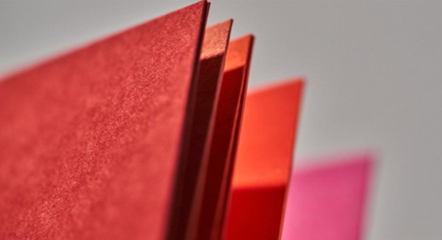 Flyeralarm werkt samen met Gmund Papier voor designpapier