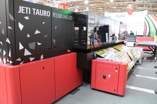 Agfa lanceert nieuwe roll-to-roll-module voor Jeti Tauro H3300
