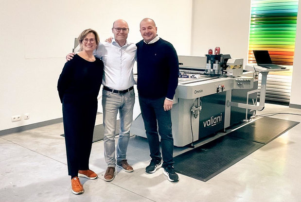 Papyrus Viscom verkoopt Valiani-gamma voor Summa