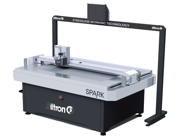 Elitron lanceert compact snijsysteem in Milaan