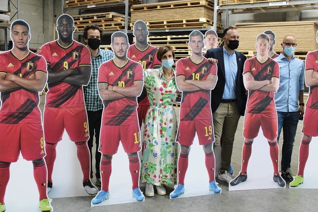 3Motion lance des effigies en carton des Diables rouges