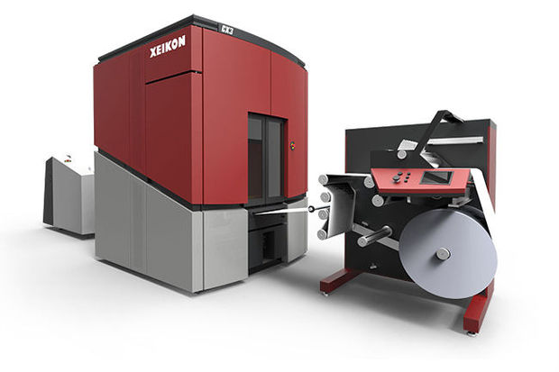 Course contre un guépard à Labelexpo Europe sur le stand de Xeikon